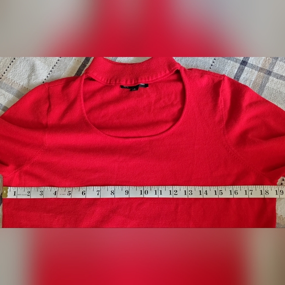 INC INTERNATIONAL CONCEPTS RED SCOOP CUTOUT MOCK-NECK SWEATER MEDIUM - Picture 4 of 8